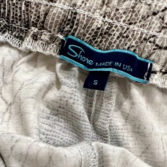 Shore Brand Pull-On Animal Print Pants - Picture 4 of 5